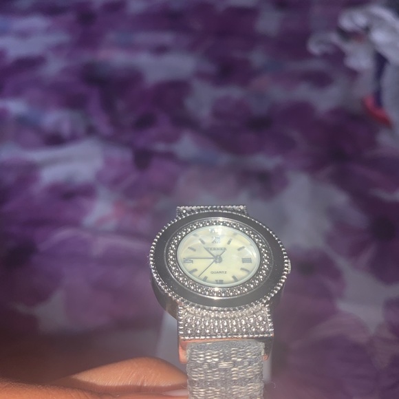 Grey vintage watch - Picture 3 of 4